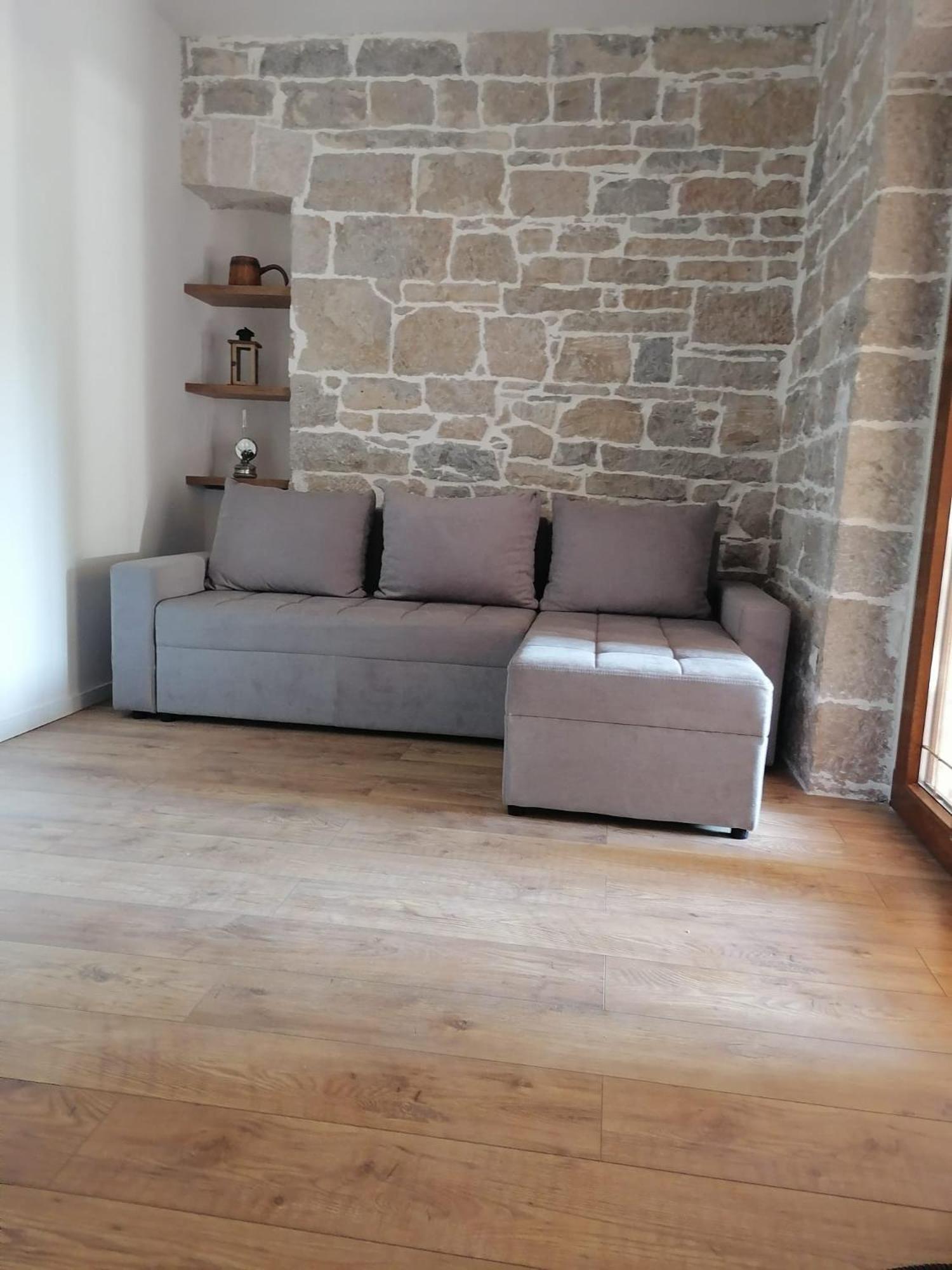 Apartment Kucica Nada Skradin
